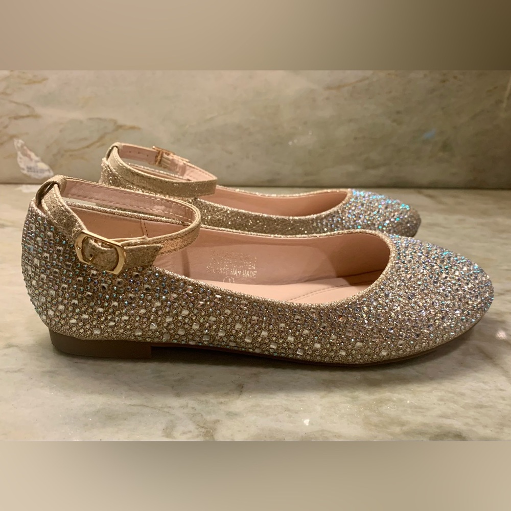 Girls dressy flats